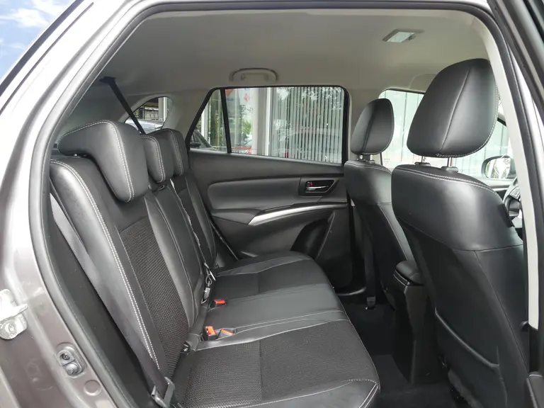 Suzuki S-Cross 1.4 Boosterjet Style Smart Hybrid Trekhaak, Cruise control, Park. sensoren voor/achter afbeelding 24