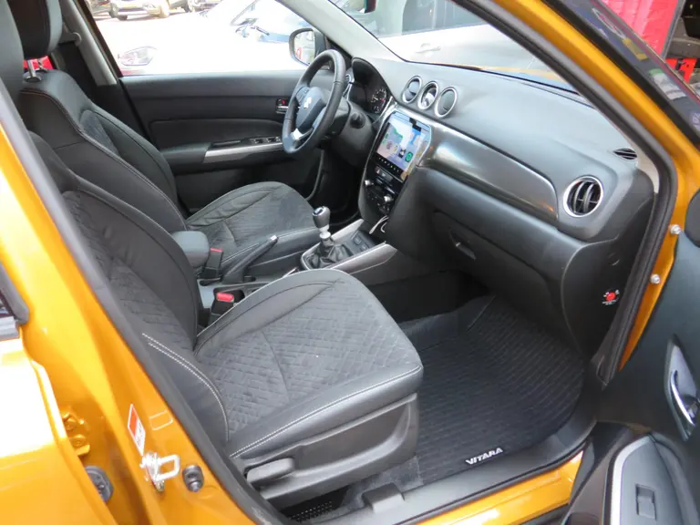 Suzuki Vitara 1.4 Boosterjet Style Smart Hybrid, SPECIAL, 19 Treeplanken, 6 Jaar GARANTIE!! afbeelding 11