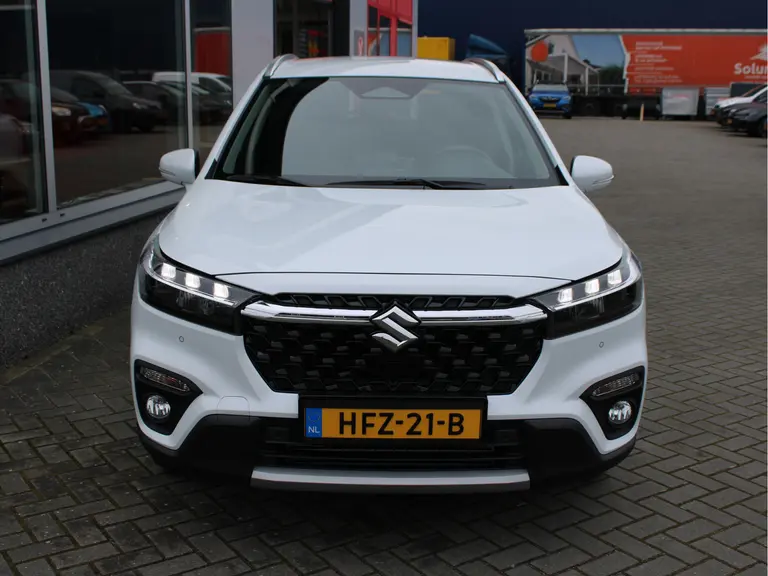 Suzuki S-Cross 1.4 Boosterjet Select Smart Hybrid Multimediasysteem, Adaptive cruise control, Climate control, Stoelverwarming, Parkeercamera afbeelding 18