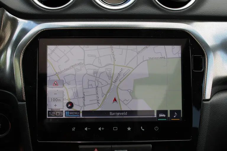 Suzuki Vitara 1.5 Hybrid Style, Automaat, Panoramadak, 6 jaar GARANTIE, Navigatie en Draadloos Applecarplay / Androidauto afbeelding 22