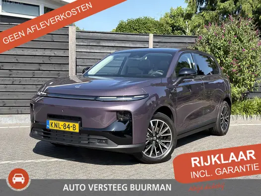 Leapmotor B10 Design Hybrid EV 18.8 kWh 218PK Automaat Navigatie, Camera 360, Lichtmetalen velgen, Elektrische Achterklep, Kunstlederen bekleding, Stoel Verwarming & Ventilatie