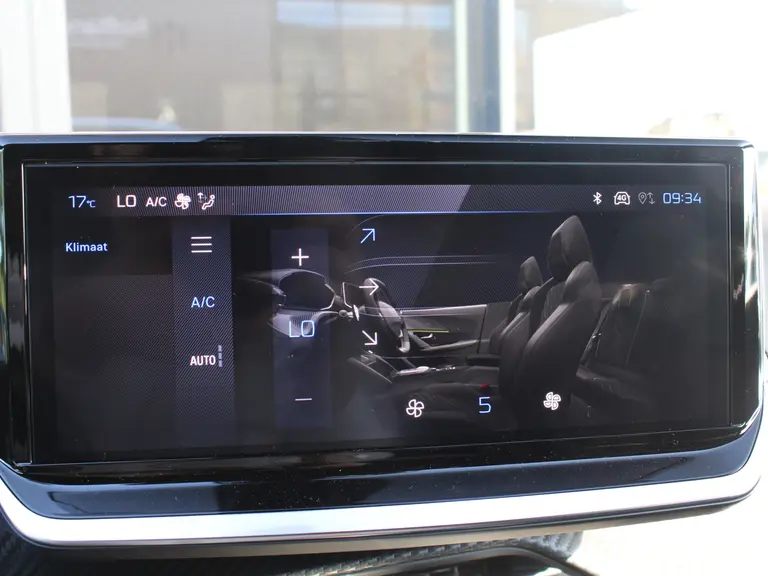 Peugeot 2008 1.2 Hybrid 145PK GT 360 camera, Lichtmetalen velgen, Parkeerhulp voor & achter, Cruise Control afbeelding 23