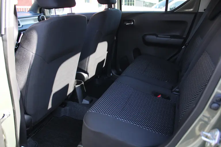 Suzuki Ignis 1.2 86PK Smart Hybrid Style Automaat Navigatie, Stoelverwarming, Cruise Control, Climate Control, Achteruitrijcamera afbeelding 16