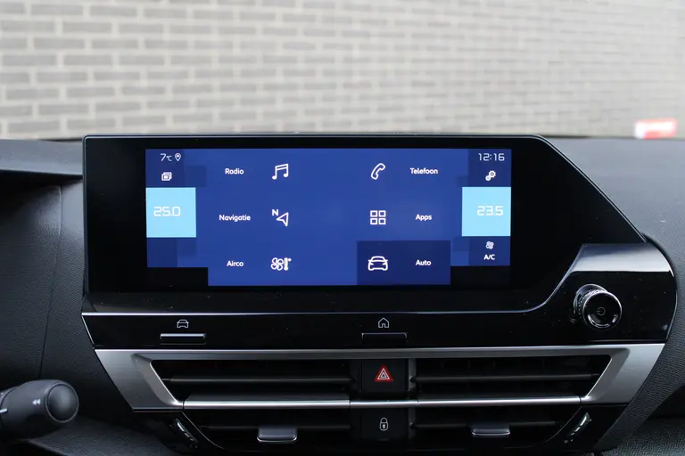 Citroën Ë-C4 Feel 50 kWh Automaat, Navigatie, Applecarpl./Andr. Auto, Achteruitrijcamera afbeelding 15