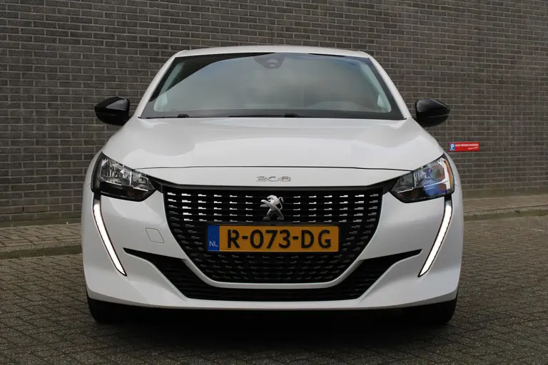Peugeot 208 1.2 PureTech Active Pack 75pk, Applecarpl./Andr. Auto, Airco, Navigatie, Parkeersensor achter afbeelding 6