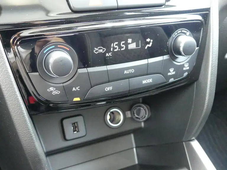 Suzuki Vitara 1.4 Boosterjet Style Smart Hybrid 6 jaar garantie! Nieuw uit voorraad leverbaar! Sunroof! afbeelding 22