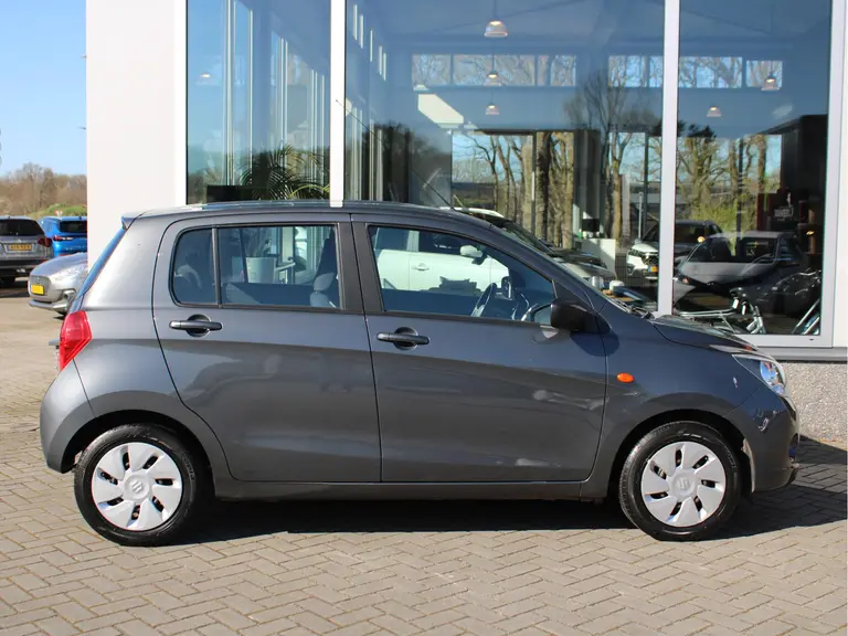 Suzuki Celerio 1.0 Comfort Airco, Parkeersensoren Achter, Bluetooth, Elektrische Ramen Voor, Radio/CD afbeelding 3