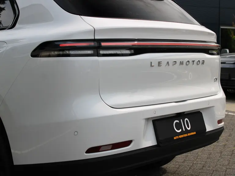 Leapmotor C10 REEV Design 28.4 kWh Camera systeem rondom, Stoelverwarming/koeling, Panoramadak, Navigatie afbeelding 11
