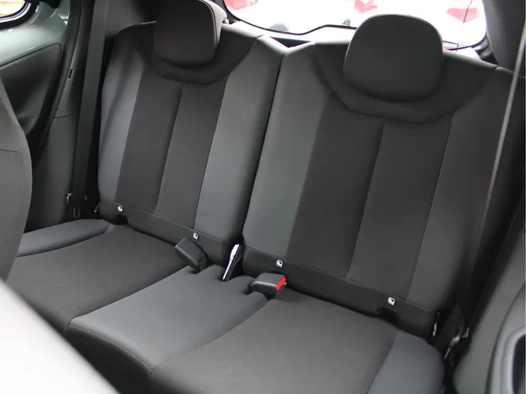Toyota Aygo X 1.0 VVT-i MT Envy Cruise Control Adaptief, Achteruitrijcamera, Navigatie, Parkeersensoren Voor en Achter afbeelding 7