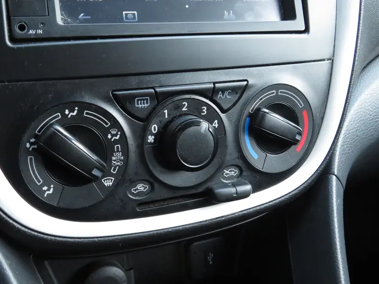 Suzuki Celerio 1.0 Comfort, 1e Eig. Parkeersensoren, Navigatie en Dealer onderhouden afbeelding 17