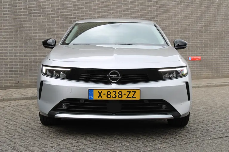 Opel Astra Sports Tourer 1.2 Level 2 Cruise en Climate Control, Parkeersensoren Voor en Achter, Navigatie afbeelding 7