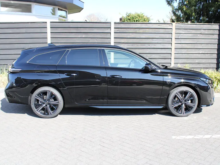 Peugeot 308 SW 1.2 Hybrid 145PK e-DCS6 Automaat GT Navigatie, Rondomzichtcamera, Stoel & Stuurverwarming, Massage, Parkeersensoren afbeelding 9