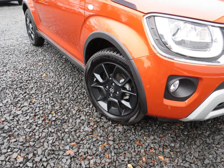 Suzuki Ignis 1.2 Smart Hybrid Select , ORG NL, All-Seasonbanden, 1e Eig, Achteruitrijcamera, Apple Carplay/Android Auto afbeelding 5