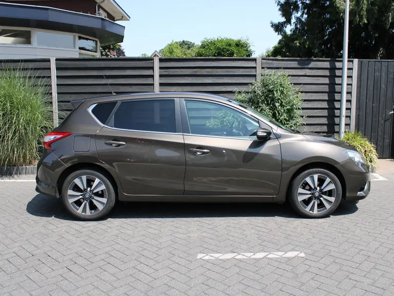 Nissan Pulsar 1.2 DIG-T Connect Edition Navigatie, Achteruitrijcamera, Trekhaak Afneembaar, Keyless Entry & Start afbeelding 7