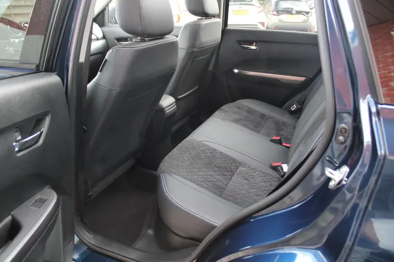 Suzuki Vitara 1.4 Boosterjet Style Smart Hybrid , Panoramdak, NIEUW met 6 JAAR GARANTIE! afbeelding 11