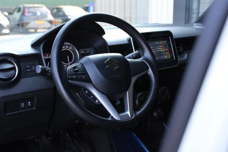 Suzuki Ignis 1.2 Smart Hybrid Select Carplay/Android Auto, Achteruitrijcamera, Bluetooth, Airco afbeelding 5