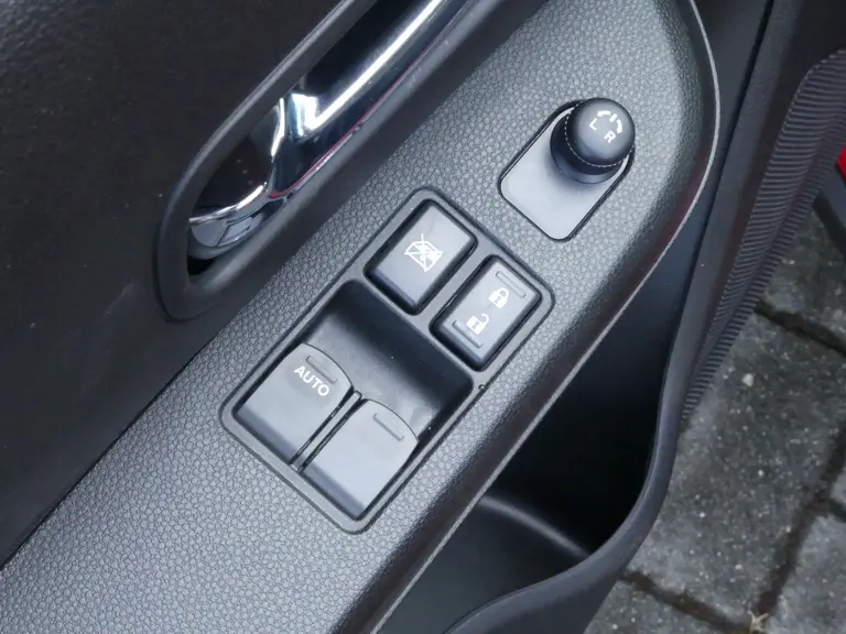 Suzuki Ignis 1.2 Smart Hybrid Select Navigatie via Applecarpl./Andr. Auto, 6 Jaar Garantie afbeelding 11
