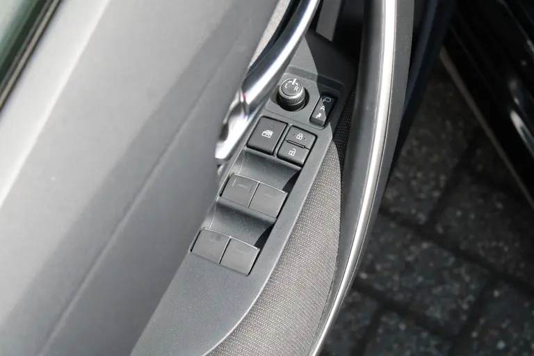 Suzuki Swace 1.8 Hybrid Select Automaat, Achteruitrijcamera, Stuurverwarming, Apple Carpl./Andr. Auto afbeelding 12