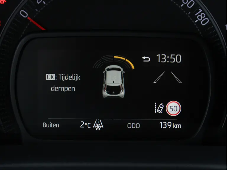 Toyota Aygo X 1.0 VVT-i MT Envy Cruise Control Adaptief, Achteruitrijcamera, Navigatie, Parkeersensoren Voor en Achter afbeelding 22
