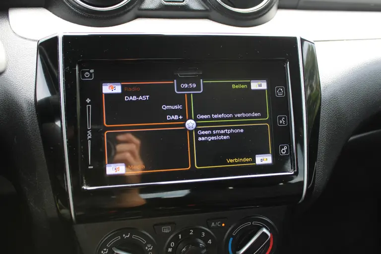 Suzuki Swift 1.2 Select Smart Hybrid , Cruise-control, Applecarplay/Androidauto afbeelding 16