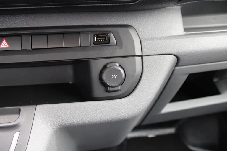 Citroën Jumpy Club M 50 kWh Cruise control, Airco, Apple carplay/Android auto, Radio, Elek.bediende ramen en spiegels afbeelding 28