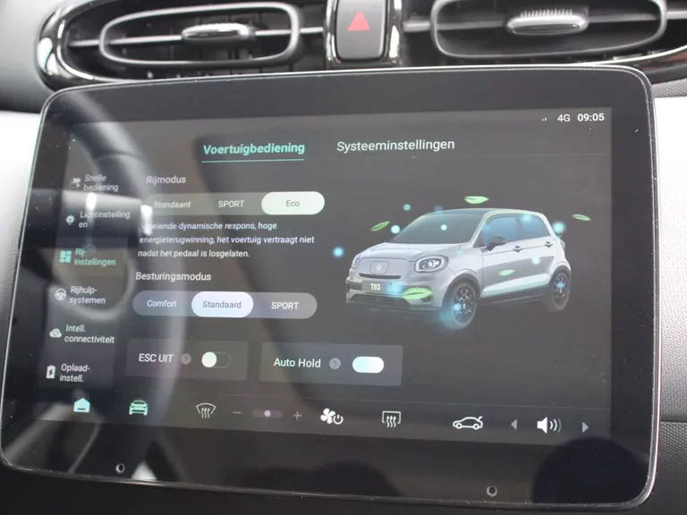 Leapmotor T03 Design 37.3 kWh Navigatie, Camera achter, Parkeerhulp achter, Audio, Keyless Start, Lichtmetalen velgen afbeelding 23