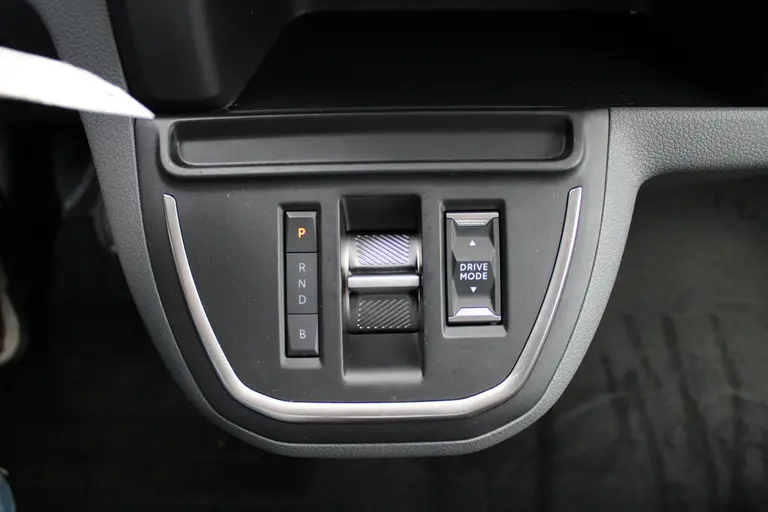 Citroën Jumpy Club M 50 kWh Cruise control, Airco, Apple carplay/Android auto, Radio, Elek.bediende ramen en spiegels afbeelding 22