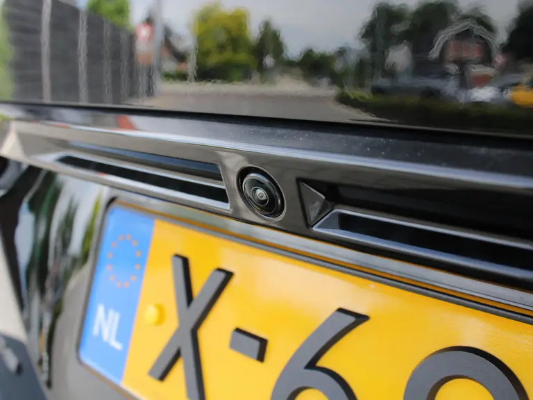 Peugeot e-2008 Active 54 kWh 156pk Navigatie, Achteruitrijcamera, Apple Carplay, Android Auto, Climate Control, Cruise Control afbeelding 9