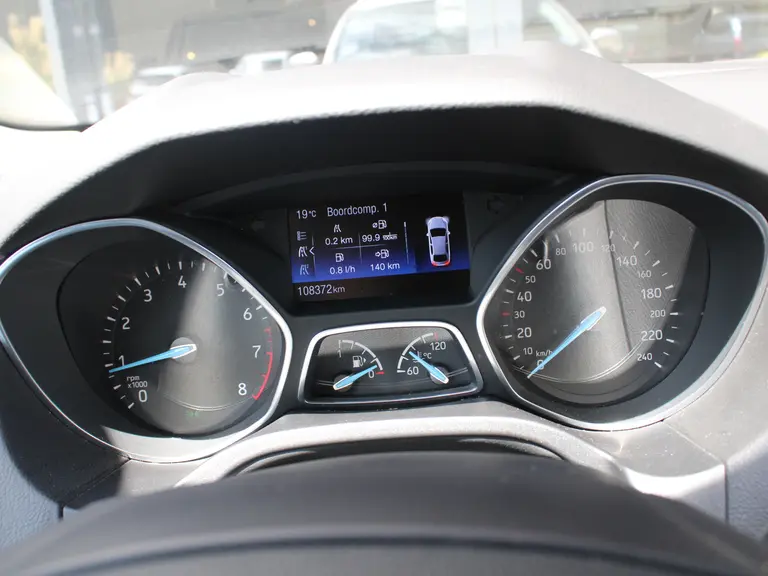 Ford FOCUS Wagon 1.0 Titanium 125PK Navigatie, Camera, Trekhaak afbeelding 13