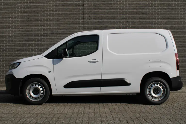 Citroën Berlingo 1.5 BlueHDi 130 EAT8 S&S L1 Automaat, CruiseControl, DAB, Applecarpl./Andr. Auto, Airco, Achteruitrijcamera afbeelding 3