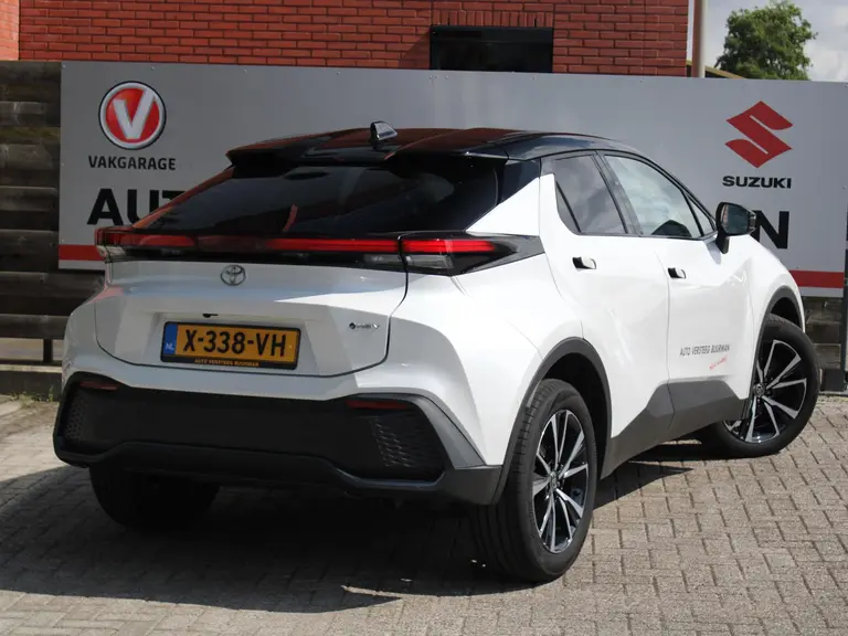 Toyota C-HR 1.8 Hybrid 140 First Edition Automaat 360° Camera, Elektrische Achterklep, Draadloze Carplay\Android Auto, Keyless Go afbeelding 3