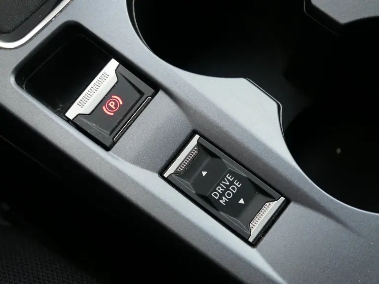 Peugeot 2008 1.2 PureTech Allure Pack, Trekhaak ,130PK, 3D cockpit, Cruise Control afbeelding 23