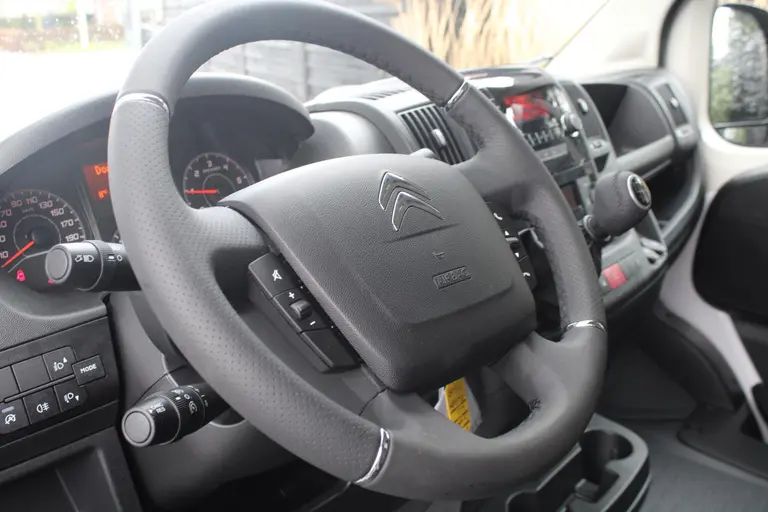 Citroën Jumper 2.2 BlueHDi 120 L1H1 3.0t Cruise Control, Leder Stuurwiel, Climate Control, Audio/Bluetooth, Parkeerhulp achter . afbeelding 22