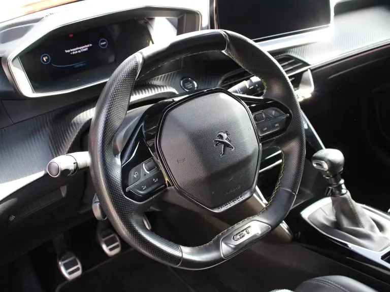 Peugeot 208 1.2 PureTech 100PK GT Navigatie, Parkeerhulp voor & achter, Zwart dak, Camera Achter afbeelding 36