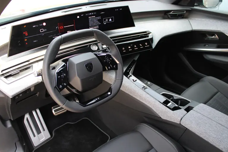 Peugeot 3008 1.2 Hybrid 136 GT Automaat, Keyless Entry/Start, Luxe Stoelen, Navigatie, Applecarpl./Andr. Auto afbeelding 27