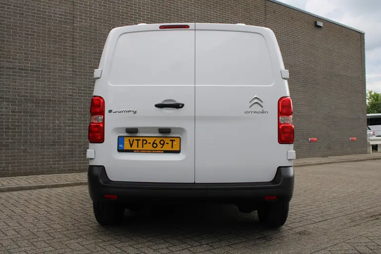 Citroën Jumpy Club M 50 kWh Cruise control, Airco, Apple carplay/Android auto, Radio, Elek.bediende ramen en spiegels afbeelding 8