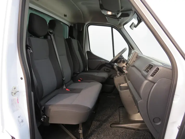 Renault Master T35 2.3 dCi 145 L3 Energy EURO VI, Bakwagen met Navigatie en Cruise Control afbeelding 15