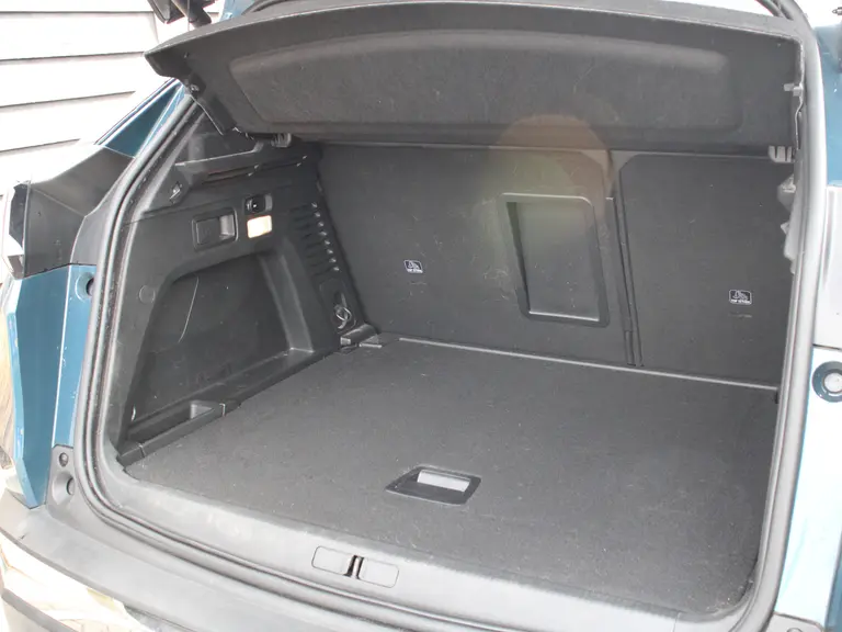 Peugeot 3008 1.2 PureTech 130PK Allure Automaat Navigatie, Achteruitrijcamera, Keyless, Elektrische Achterklep, Perkeersensoren afbeelding 13