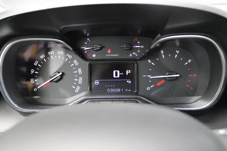 Citroën C3 Aircross 1.2 PureTech S&S Shine Automaat, Cruise control, Applecarpl./Andr. Auto, Airco afbeelding 16