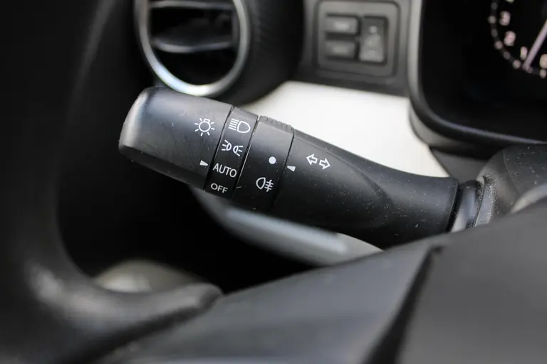 Suzuki Ignis 1.2 Select, met Dakspoiler en Dealer Onderhouden! Achteruitrijcamera en hoge instap! afbeelding 25
