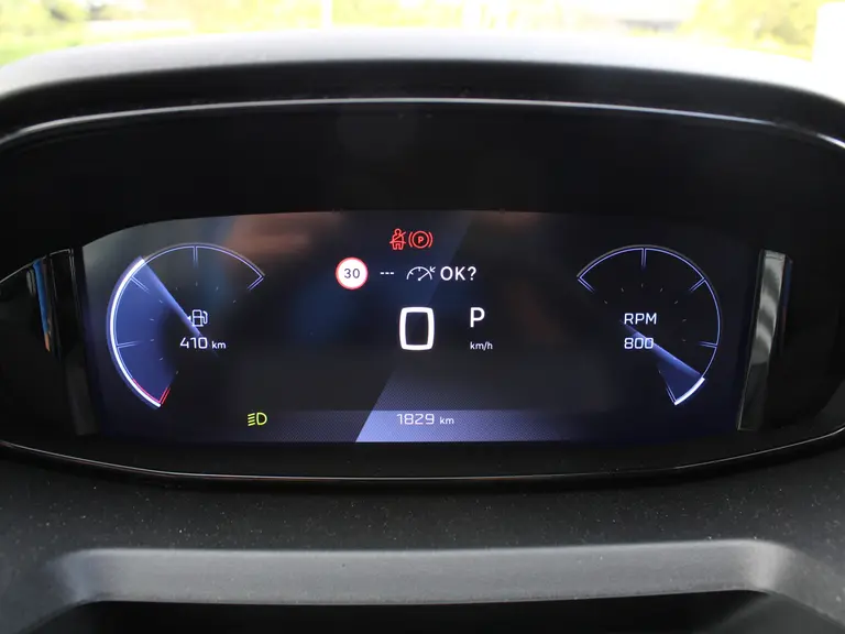 Peugeot Partner 1.5 BlueHDi 130PK EAT8 S&S L1 Automaat Trekhaak, Navigatie, Airconditioning, Camera achter & zijkant, Parkeerhulp voor & achter, Betimmering afbeelding 16