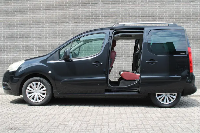 Citroën Berlingo 1.6 VTi 120 XTR Cruise/Climate control, Audio, Trekhaak, Stoelverwarming, Mistlampen, Parkeersensoren achter afbeelding 3