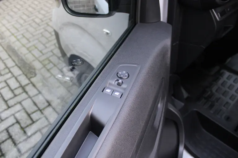 Citroën Jumpy 2.0 BlueHDI 145 L3 S&S Dubbele Cabine Cruise/Climate control, Navigatie, Radio/DAB, Handsfree bluetooth, Pack City Plus, afbeelding 8