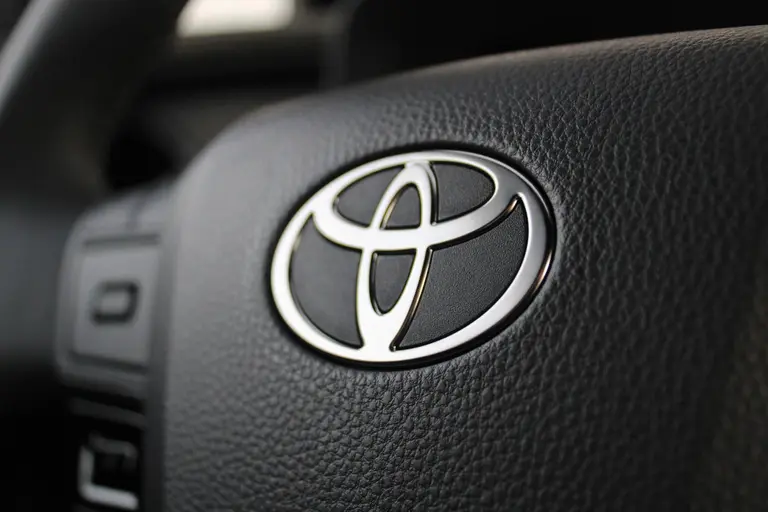 Toyota C-HR 1.8 Hybrid 140 First Edition Automaat 360° Camera, Elektrische Achterklep, Draadloze Carplay\Android Auto, Keyless Go afbeelding 37