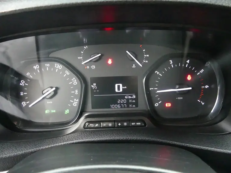 Opel Vivaro 1.5 CDTI L2H1 Edition, Trekhaak, Camera, Navigatie, AppleCarplay/Android Auto Airco, Trekhaak,  Navigatie, Achteruitrijcamera afbeelding 15