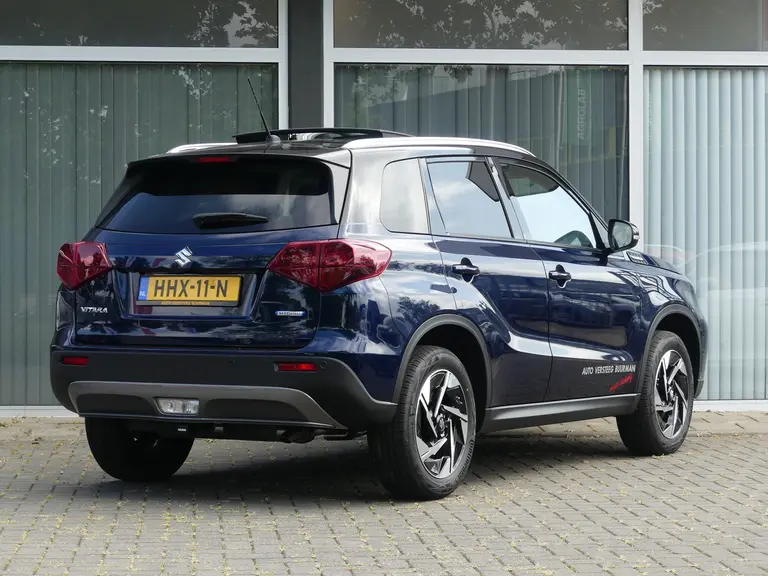Suzuki Vitara 1.4 Boosterjet Style Smart Hybrid Panorama-dak, Trekhaak Schuif/Kanteldak, Navi, Bekleding half leder afbeelding 4