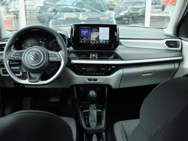 Suzuki Swift 1.2 Select Smart Hybrid Automaat Adaptieve Cruise Control, Carplay/Android Auto afbeelding 17
