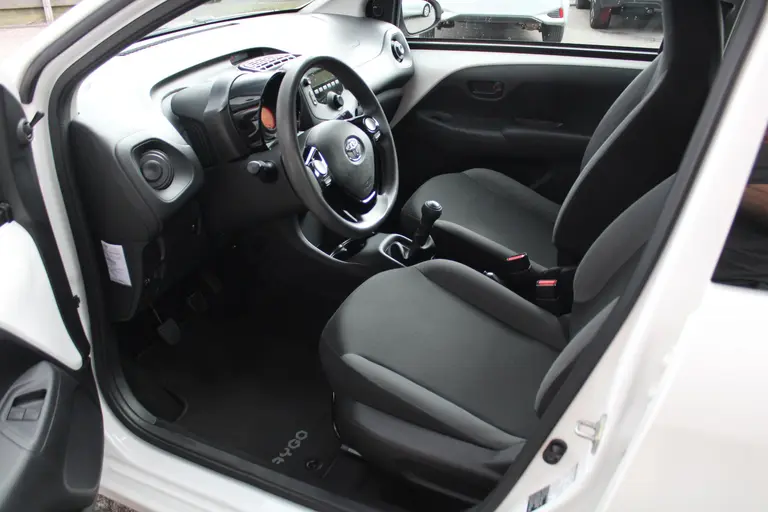 Toyota Aygo 1.0 VVT-i x-fun , 1e Eigenaar en Dealer ondehouden! afbeelding 9