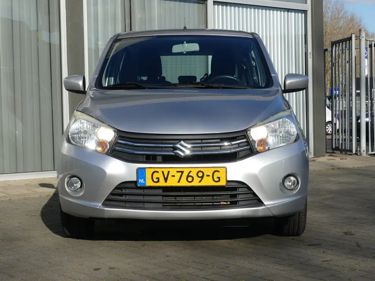 Suzuki Celerio 1.0 Exclusive Automaat, Dealer O.h., Achteruitrij Camera, Navigatie, Airco Stootlijsten, Lichtmetalen velgen. afbeelding 2
