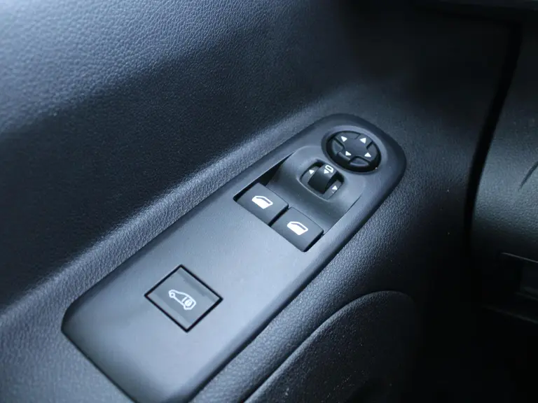 Peugeot Partner Asphalt 1.5 BlueHDI 130PK Achteruitrijcamera, Keyless, Parkeersensoren Voor & Achter, Apple Carplay, Android Auto afbeelding 17